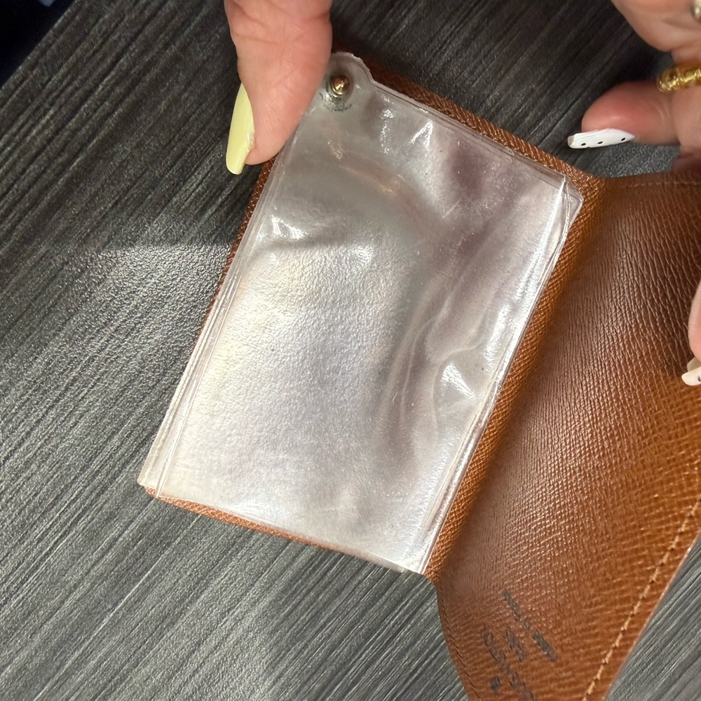 Authentic Louis Vuitton Vintage pocket organizer/card case in pristine condition - Picture 8 of 9